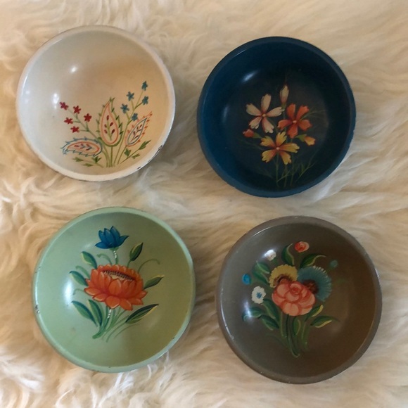 Other - Hand painted vintage bowls
